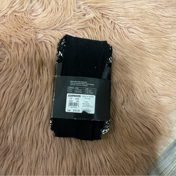 Express Black Full Length Textured Tight Size S/M NWT - Picture 3 of 3